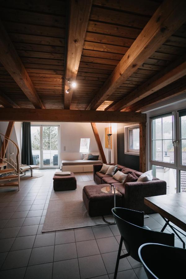 Eigenes Maisonettehaus In Idyllischer Lage Mit Balkon, Nahe Messe, 24H Self-Check In, Gratis Parken Schwabach Luaran gambar