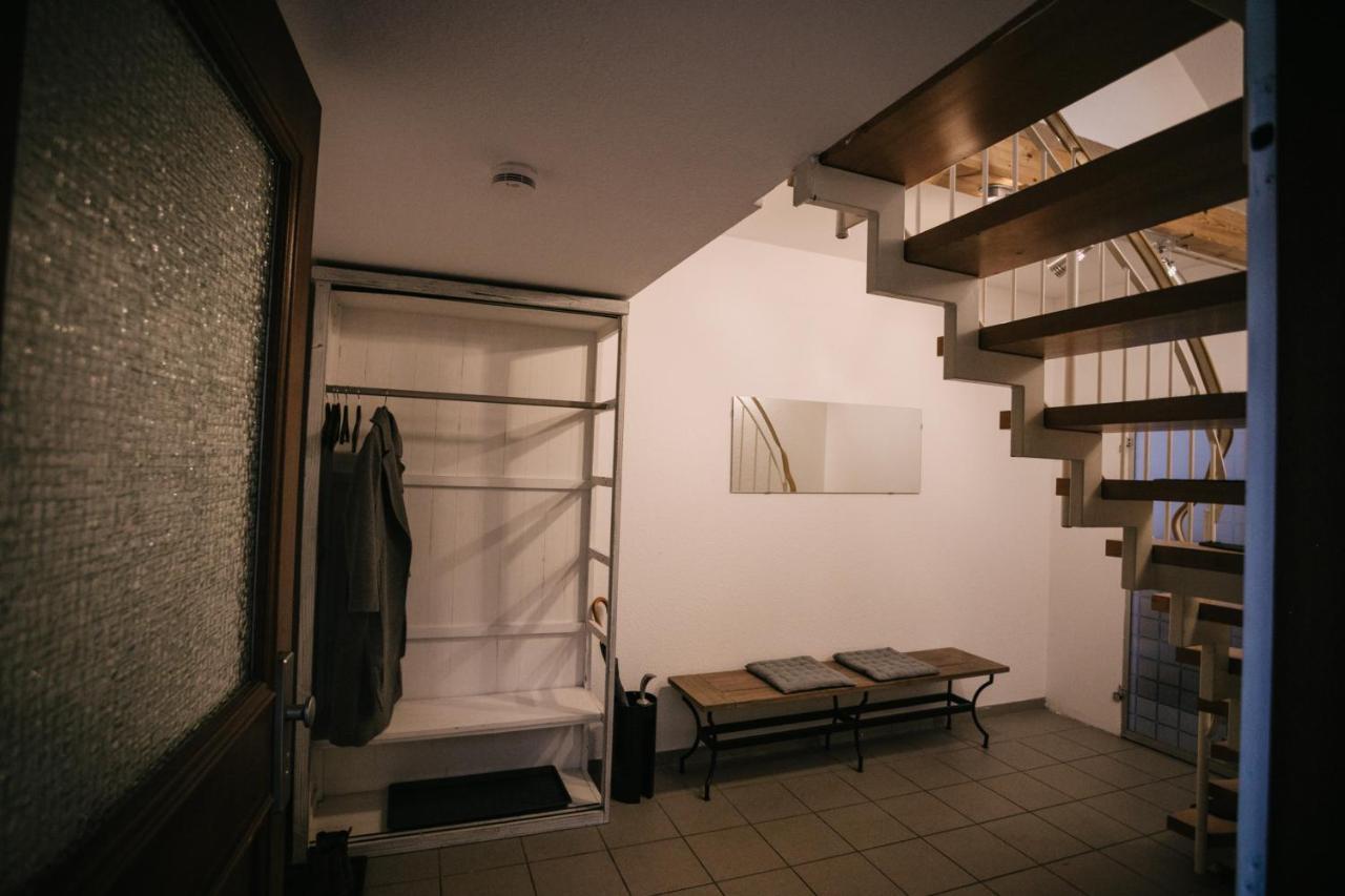 Eigenes Maisonettehaus In Idyllischer Lage Mit Balkon, Nahe Messe, 24H Self-Check In, Gratis Parken Schwabach Luaran gambar