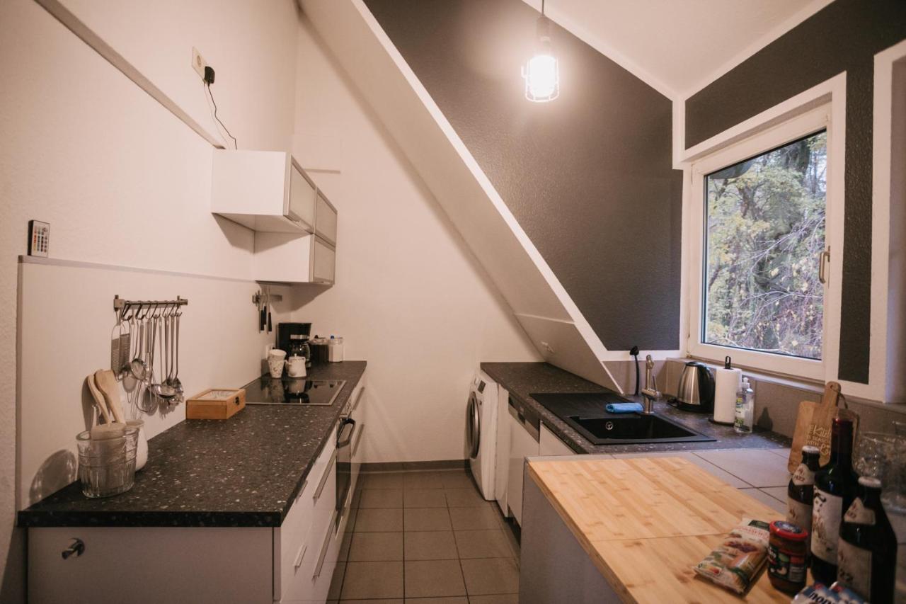 Eigenes Maisonettehaus In Idyllischer Lage Mit Balkon, Nahe Messe, 24H Self-Check In, Gratis Parken Schwabach Luaran gambar