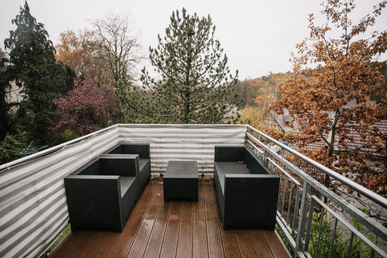 Eigenes Maisonettehaus In Idyllischer Lage Mit Balkon, Nahe Messe, 24H Self-Check In, Gratis Parken Schwabach Luaran gambar