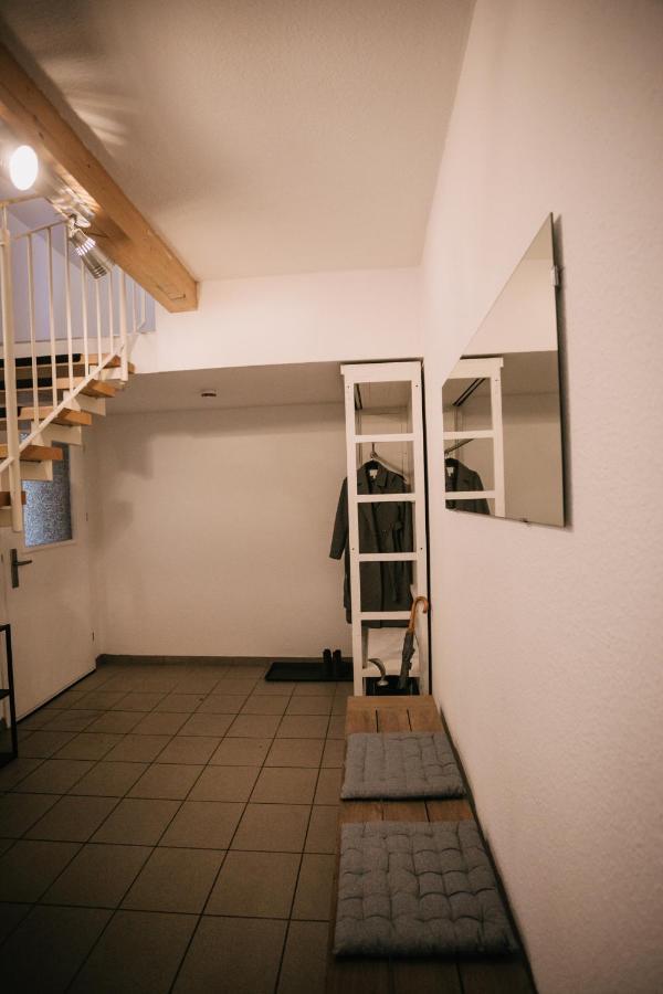 Eigenes Maisonettehaus In Idyllischer Lage Mit Balkon, Nahe Messe, 24H Self-Check In, Gratis Parken Schwabach Luaran gambar
