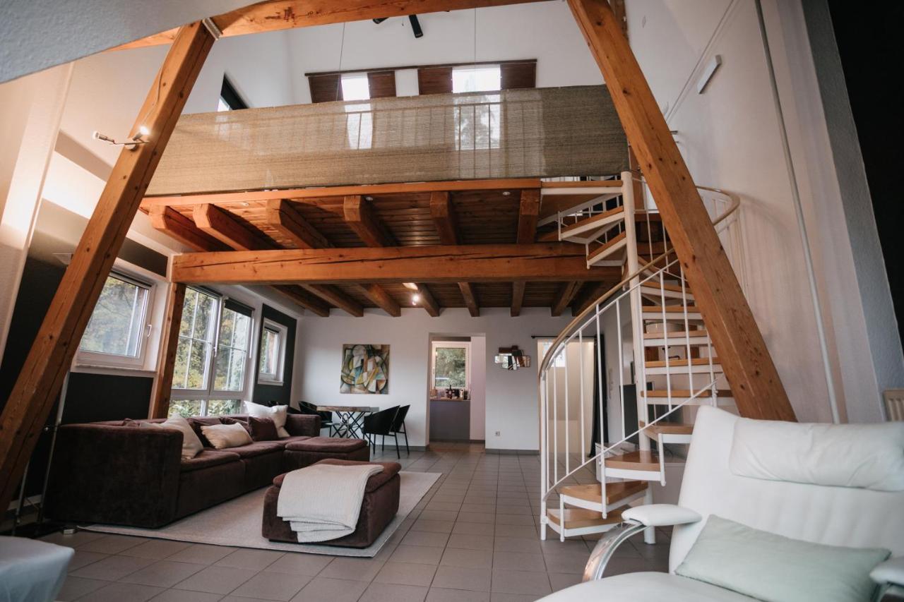 Eigenes Maisonettehaus In Idyllischer Lage Mit Balkon, Nahe Messe, 24H Self-Check In, Gratis Parken Schwabach Luaran gambar
