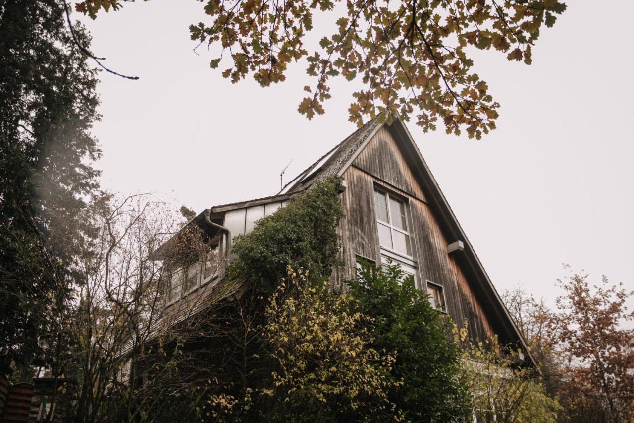 Eigenes Maisonettehaus In Idyllischer Lage Mit Balkon, Nahe Messe, 24H Self-Check In, Gratis Parken Schwabach Luaran gambar